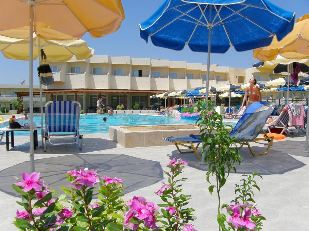 Relax Hotel Kolymbia Exterior foto
